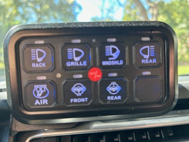2015 Toyota 4Runner SR5 photo 6