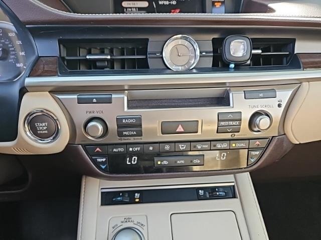 2017 Lexus ES 350 photo 19