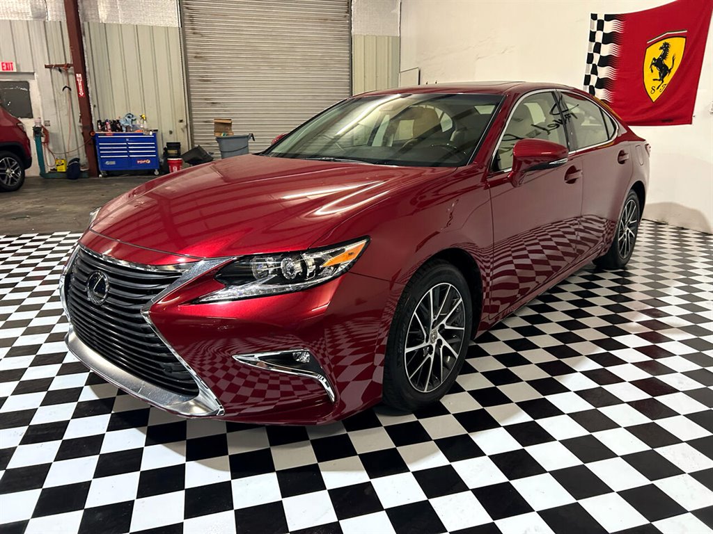 2017 Lexus ES 350 photo 5