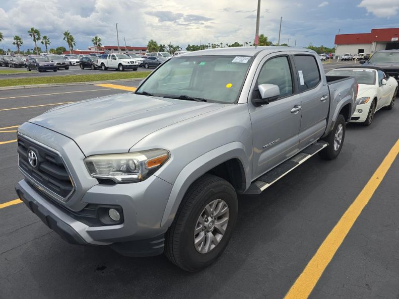 2017 Toyota Tacoma