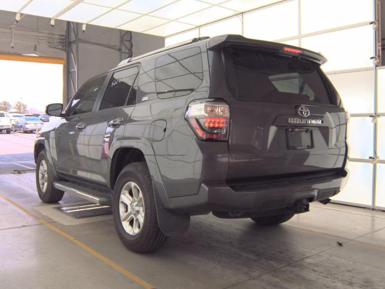 2014 Toyota 4Runner SR5 - Photo 7